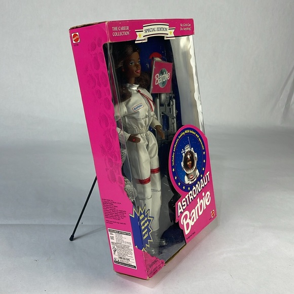 Vintage Career Collection Astronaut Barbie - Picture 5 of 13